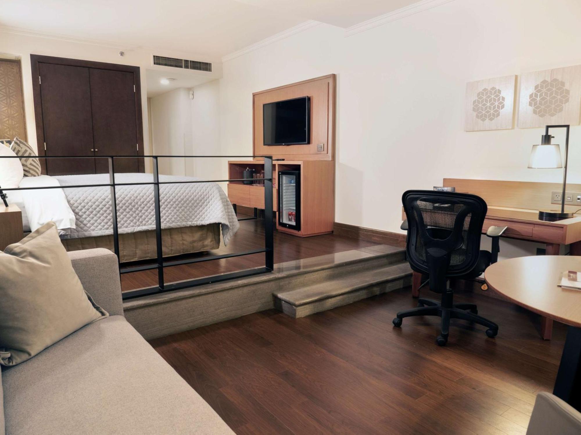 Ms Milenium Monterrey Curio Collection By Hilton Hotel San Pedro Garza Garcia Екстериор снимка